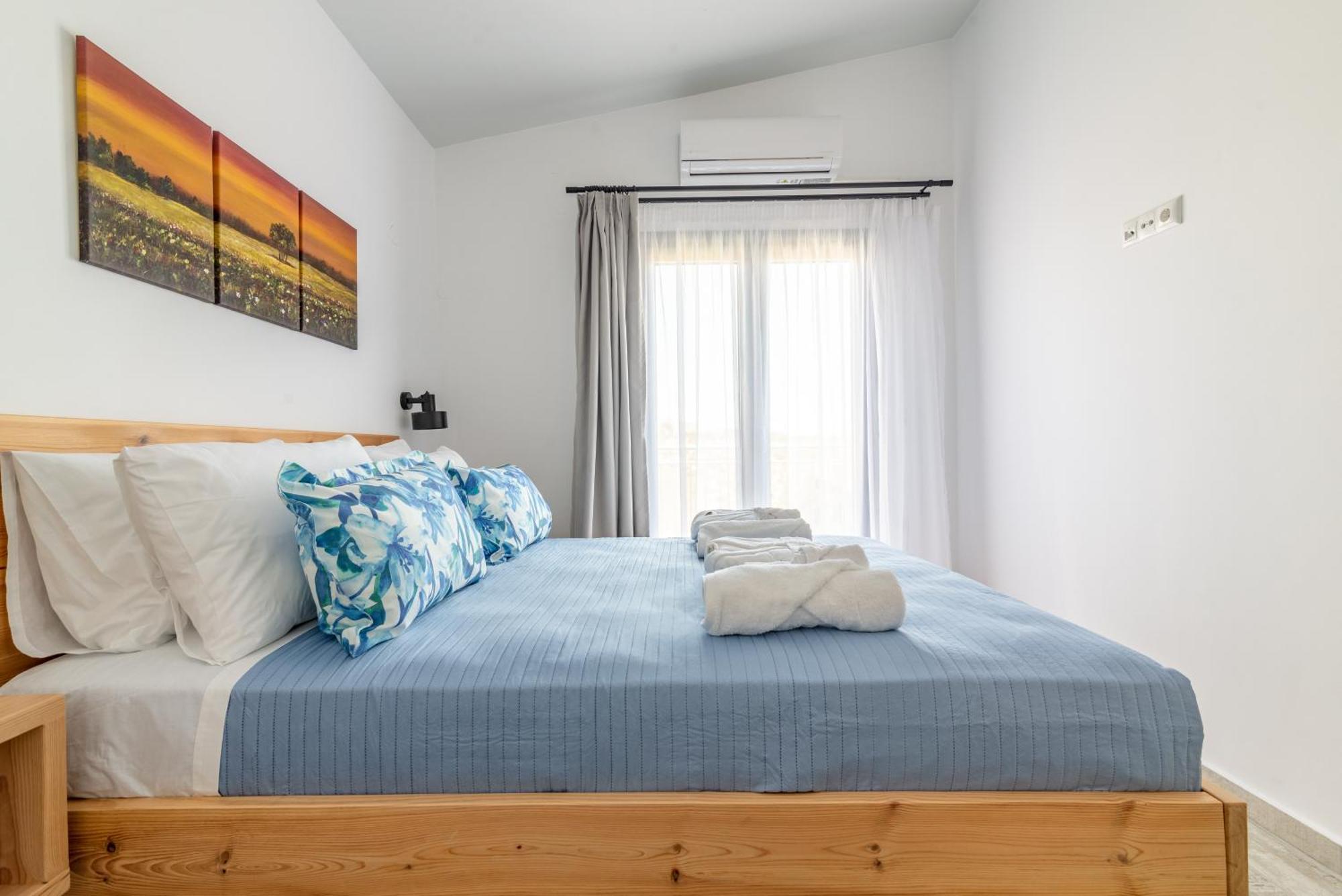 Magriplis Hill Apts Gouves Room photo