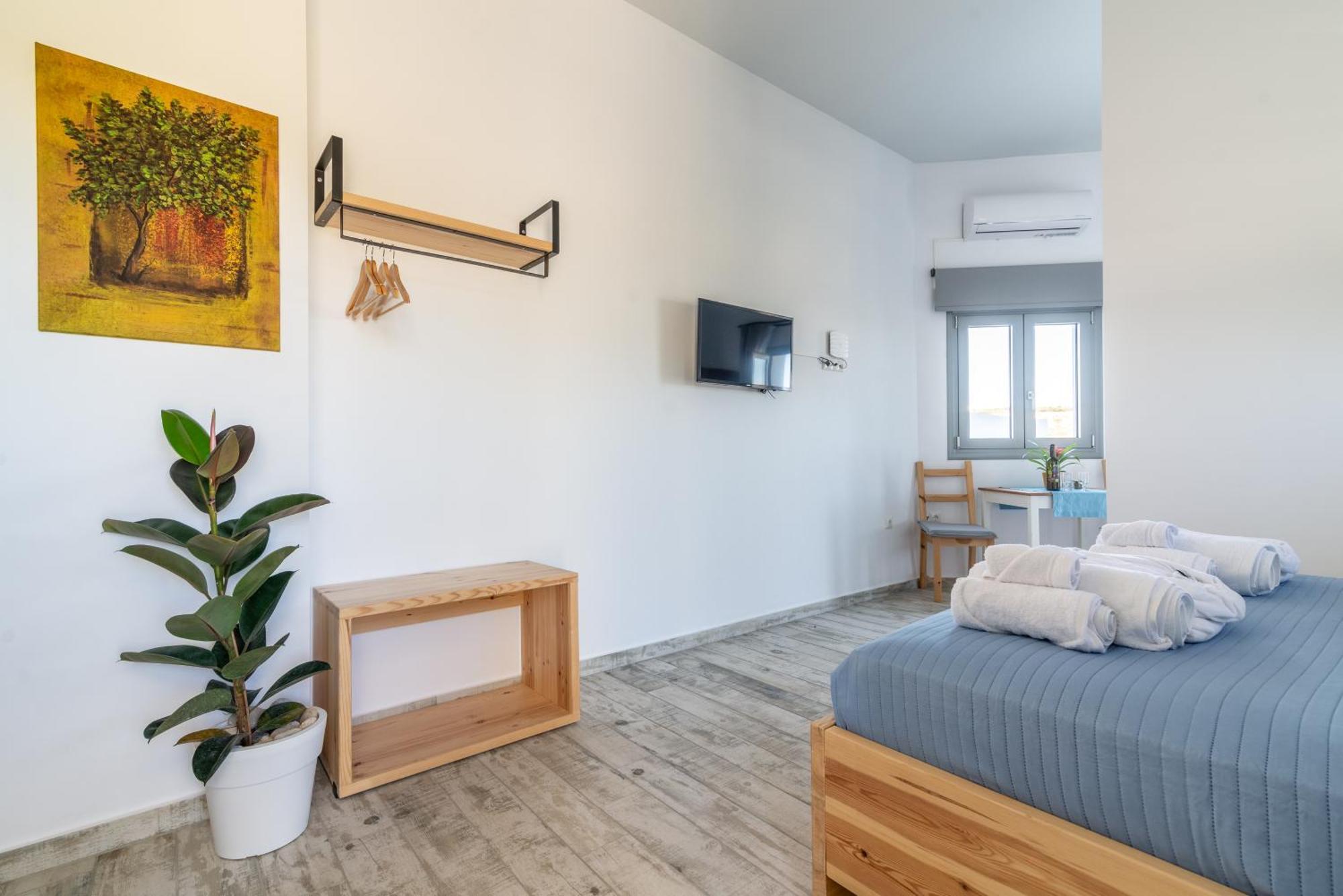 Magriplis Hill Apts Gouves Room photo